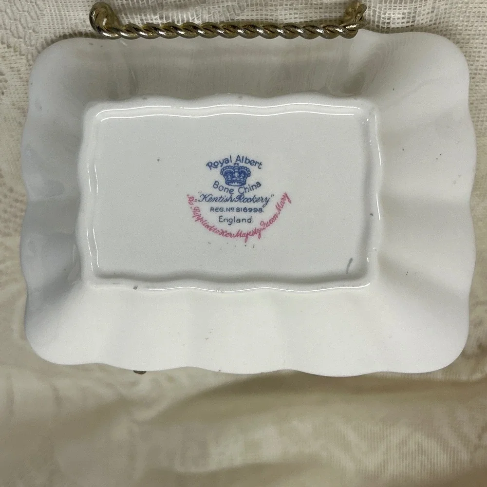 Royal Albert Kentish Rockery Bone China Trinket Dish England‎ Queen Mary Applied